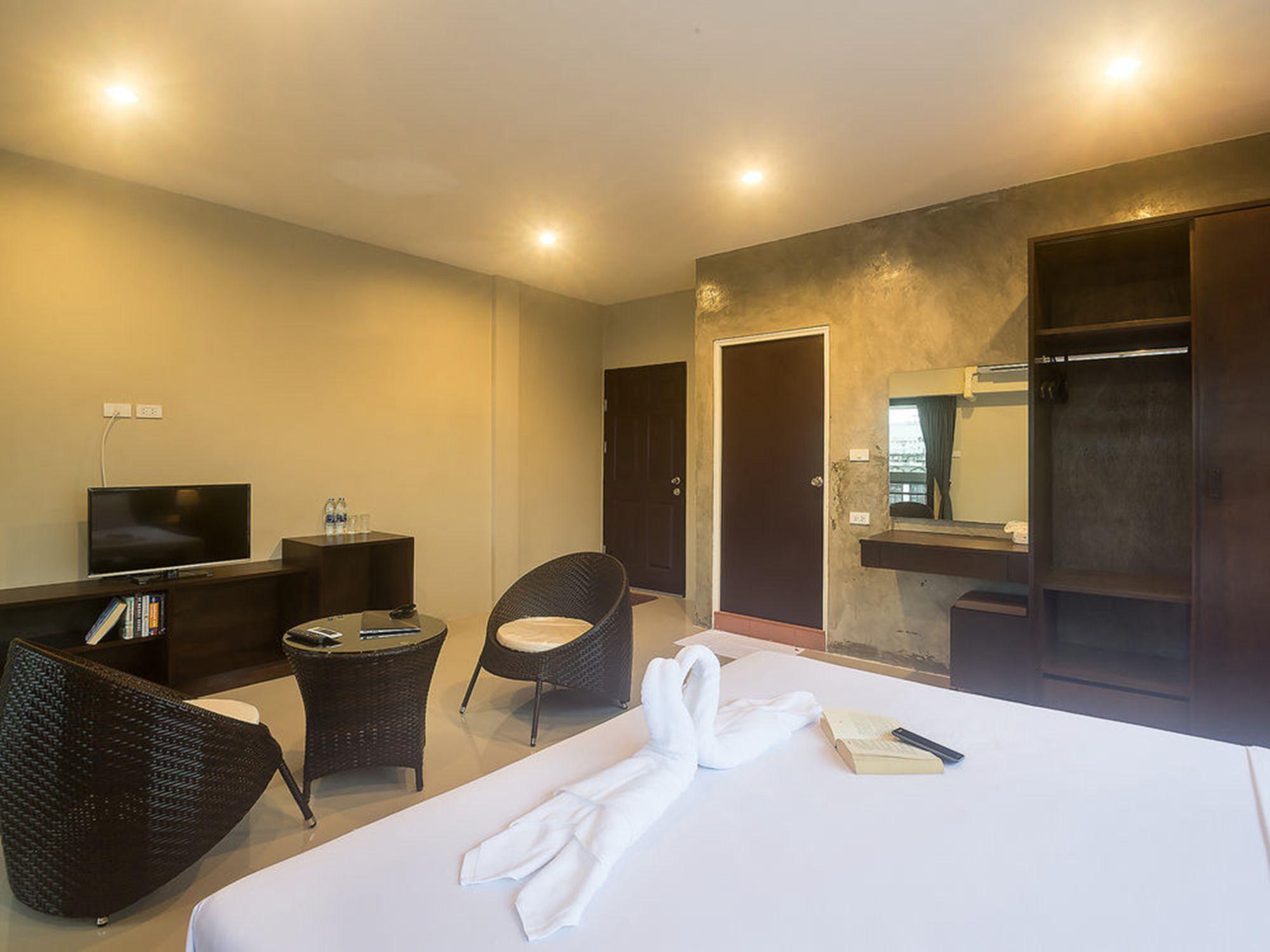 Green Leaf Hostel Phuket Exterior foto